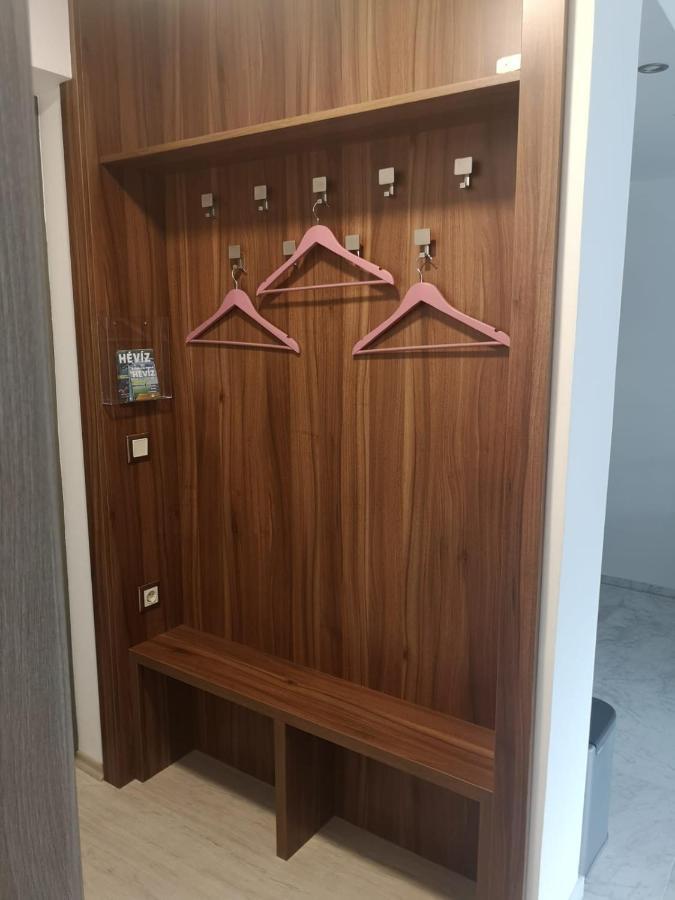 Lilie Appartement In Heviz Mit Tiefgarage, New And Modern Dış mekan fotoğraf